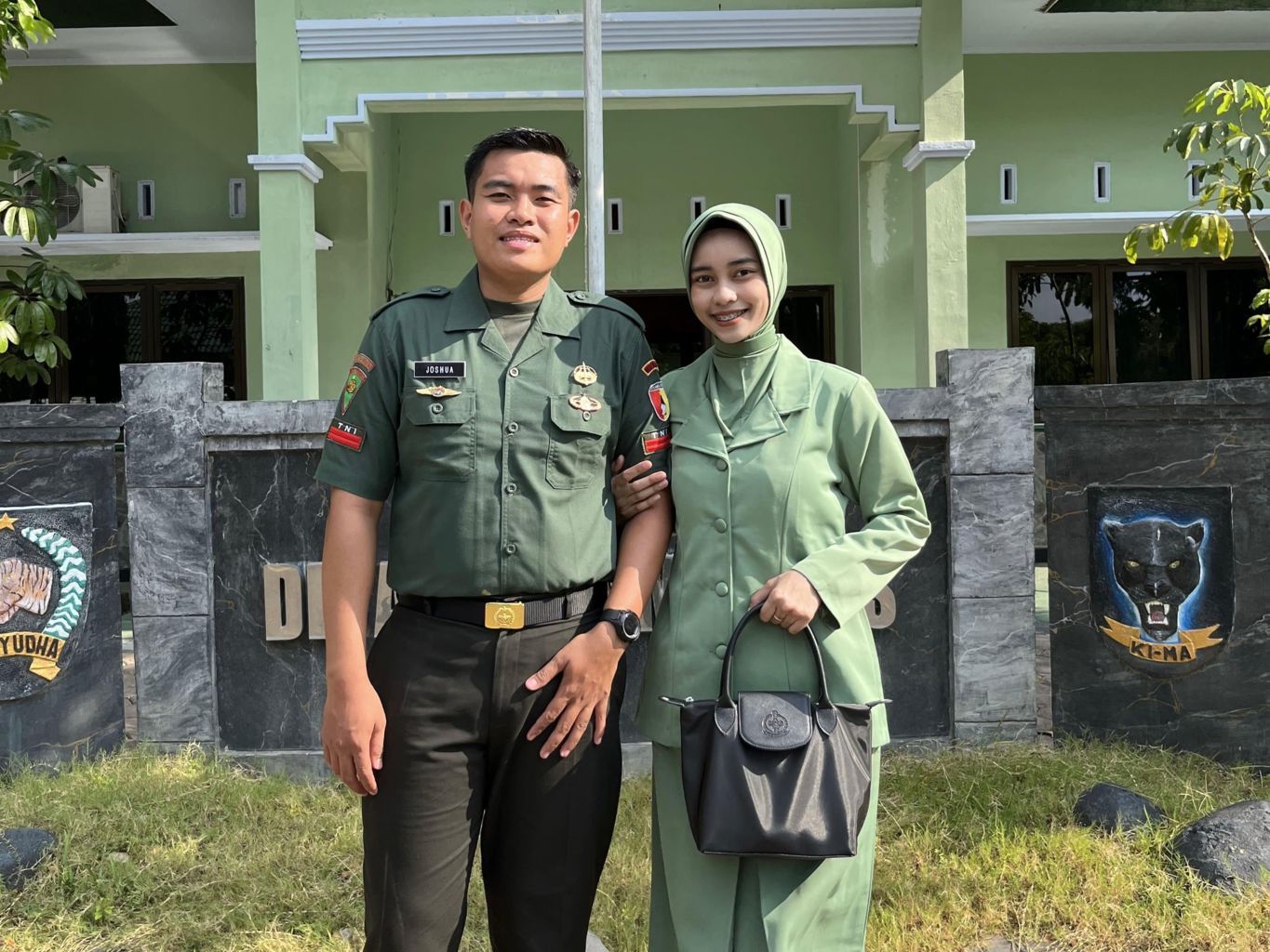 04206BAA-EA01-458A-A38A-80E2A7B2112B