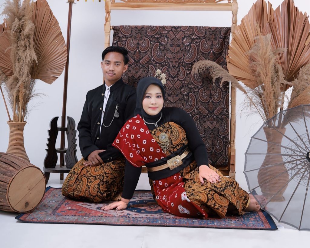 FOTO-LOVE-STORY-FILEminimizer-1